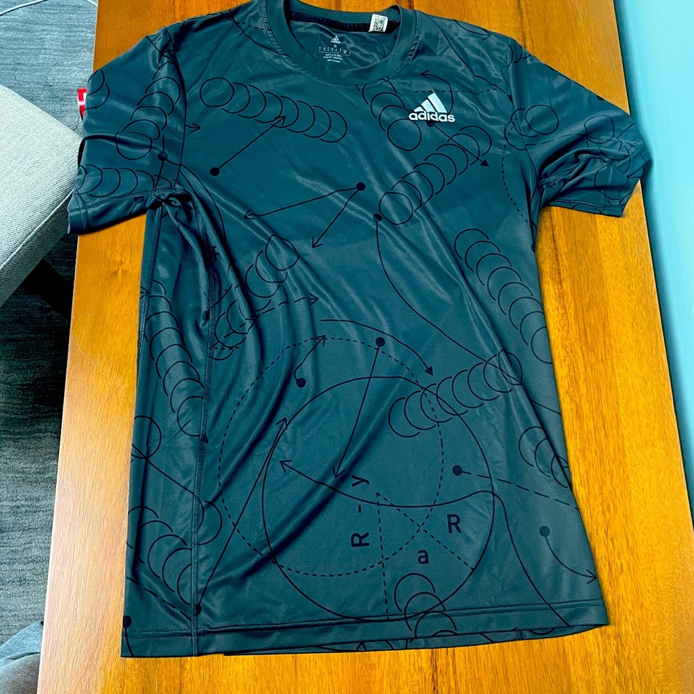 Addidas tennis graphic t-shirt size small